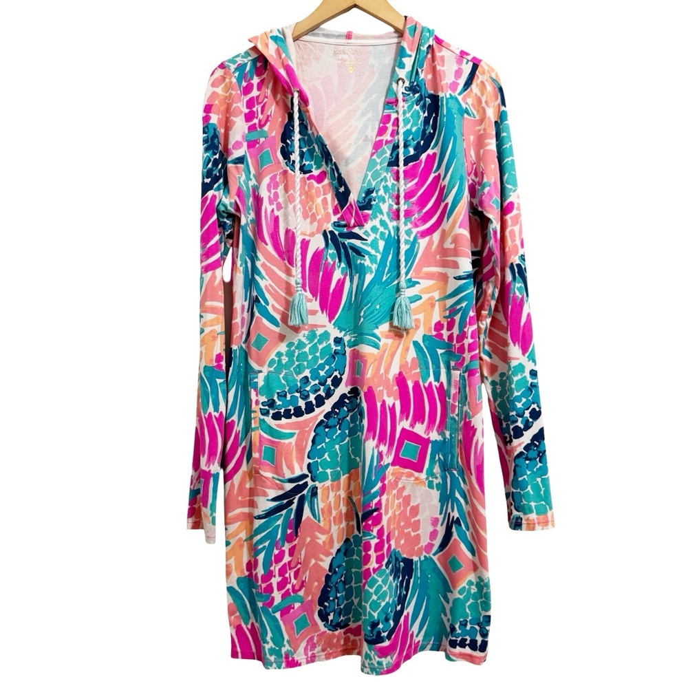 Lilly Pulitzer Rylie Hooded
Cover Up Goombay Smash Medium - Picture 2 of 9